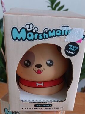Marshmallodias Pet Series Musical Squishy - Brown